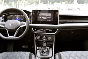 2025款速腾 改款三 300TSI DSG超越版