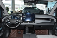 2023款AION V Plus 70 智享七座版 三元锂
