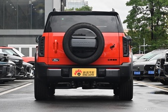 2026款福特智趣烈马 墨钻增程版