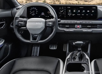 2026款起亚K4 Hatchback 官图