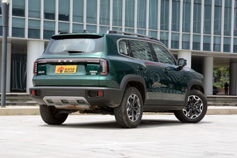 2026款哈弗大狗 2.0T DCT中华田园犬版苔岩绿