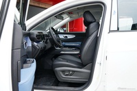 2023款奔腾T90 1.5T DCT 自动豪华型