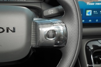 2026款AION V 埃安霸王龙 家庭版 650 智豪版