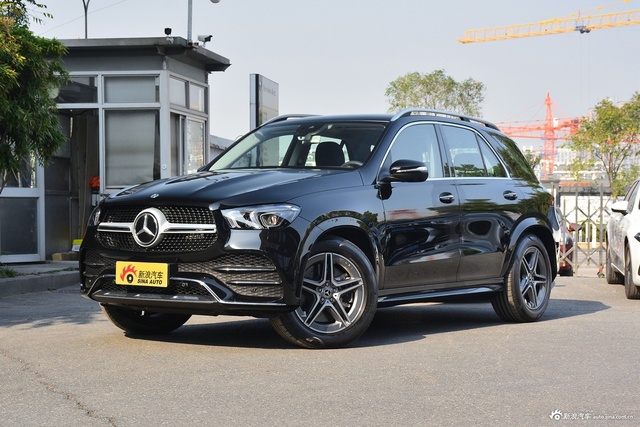 2020款奔驰GLE改款450 4MATIC 动感型