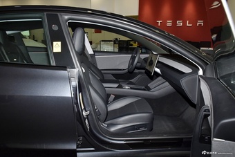 2025款Model 3 后轮驱动版