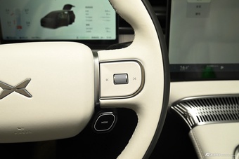 2026款小鹏X9 增程版 1602 Ultra