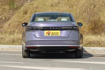 2026款天籁 鸿蒙座舱 2.0L 超舒适版