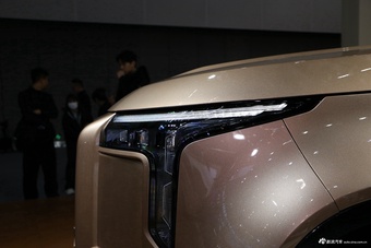 2025广州车展实拍：极石ADAMAS