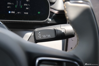 2026款ZEEKR 7X 75kWh 后驱MAX版