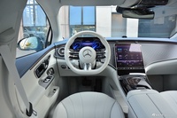 2022款奔驰EQE 350 先行特别版