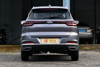 2025款瑞虎7 卓越版 1.5T CVT全球版