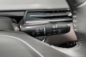 2025款瑞虎7 卓越版 1.5T CVT豪华版量子灰