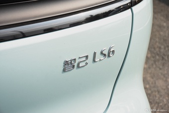 2023款智己LS6 Max超强性能版