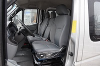 2023款图雅诺 2.0T自动都市版多功能 短轴低顶 后单胎5/6/9座