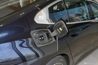 2026款宝马i5 eDrive 40L M运动套装