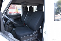 2024款依维柯得意聚财版2.5T 客车长轴中顶后双胎5-9