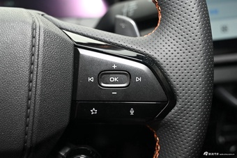 2025款长安UNI-V 第三代 2.0T 劲擎型