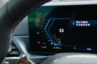 2023款宝马M4双门轿跑车 M xDrive 雷霆版