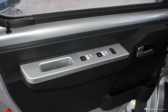 2021款优劲1.5L 3600厢货幸福版T70L 单排DAM15KR
