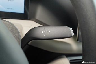 2025款比亚迪元UP 301KM领航型