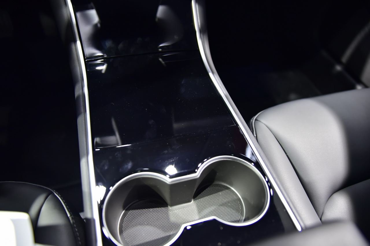 2019广州车展实拍：特斯拉Model 3