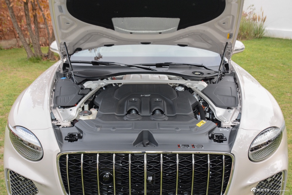 2026款欧陆混动 GT 雅度版