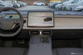 2026款零跑Lafa5 515 Plus