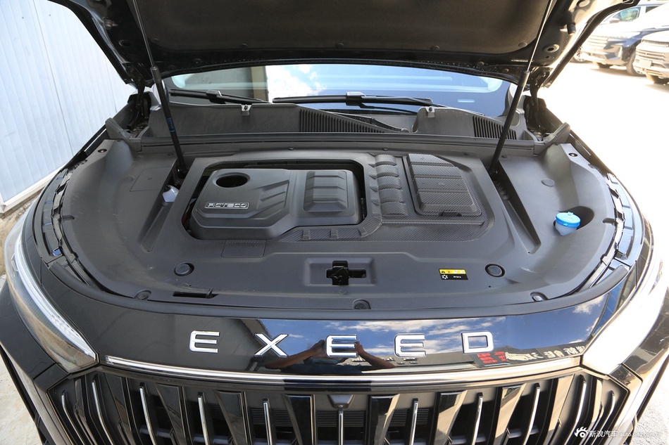 2022款揽月探享版 400T 两驱星享 5座