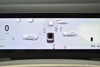 2025款零跑B01 650激光雷达版