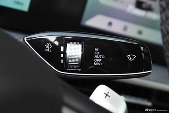 2025款艾瑞泽8 2.0T DCT劲