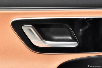 2024款奔驰E级 改款二 E 260 L