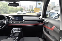 2025款瑞虎7 卓越版 1.5T CVT全球版