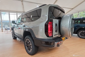 2025款纵横G700 纵野版 6座