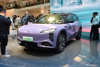  Real shot of 2024 Beijing Auto Show: Hongqi EHS7