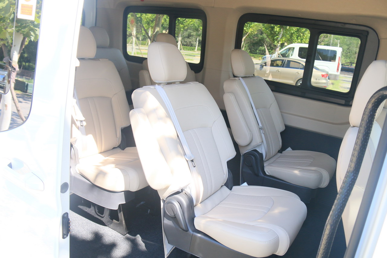 2019款上汽MAXUS V90 自动单胎长轴高顶9座