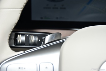 2026款腾势N8L 旗舰型