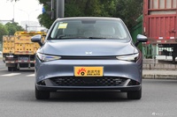 2024款小鹏P5 500Plus版