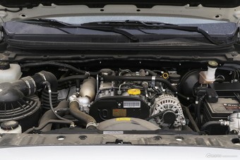 2019款领主2.5T商用版柴油两驱手动标准型大双