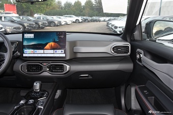 2025款吉利牛仔 1.5TD 潮玩版