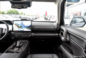 2023款哈弗二代大狗1.5T 两驱潮野版Plus