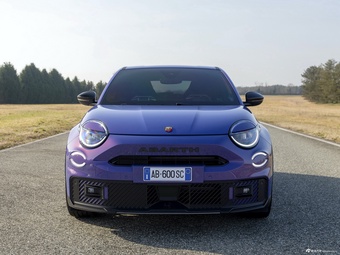 2025款Abarth 600e Scorpionissima 官图