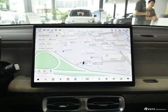 2025款零跑B01 650激光雷达版