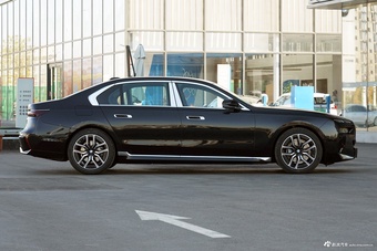 2026款宝马7系 735Li M运动套装