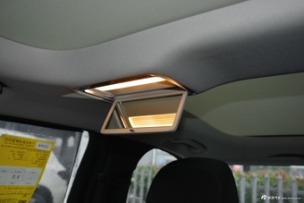 2021款奔驰E级改款 E 300 L 运动豪华型 