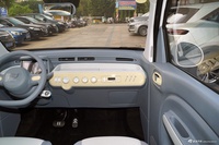 2025款奔腾小马 222km 闪电马