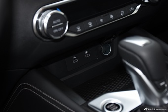 2024款天籁 2.0L SV 黑金版