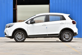 2024款睿蓝汽车X3 PRO 1.5L CVT小飒