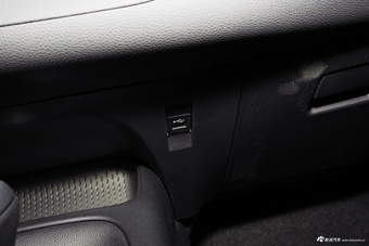 2025款卡罗拉 1.2T 精英版