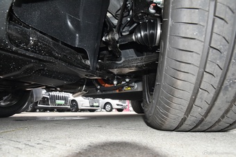 2024款江淮X8 E家 1.5T 110km 家兴版 7座