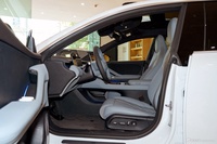 2025款蔚来ET5 75kWh